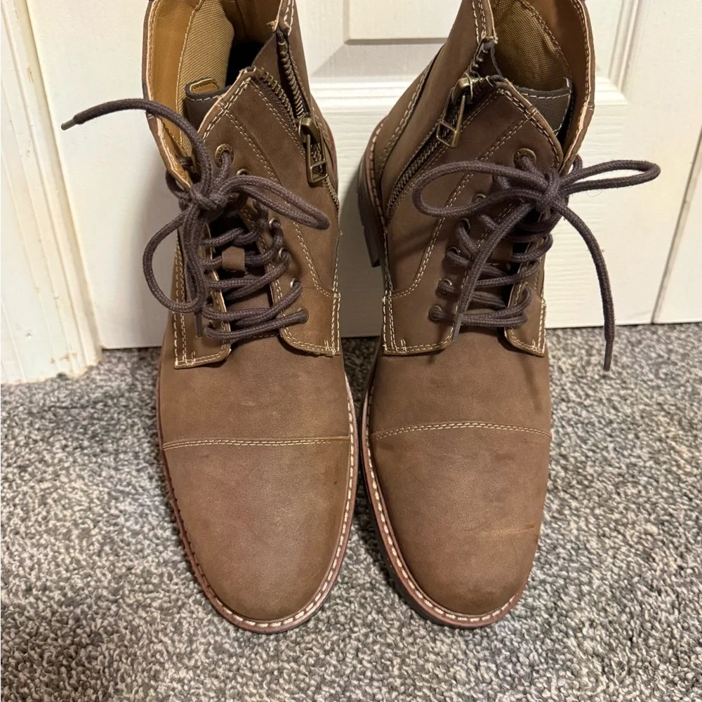 Dockers‎ Brown Lace-Up Boots with Side Zipper